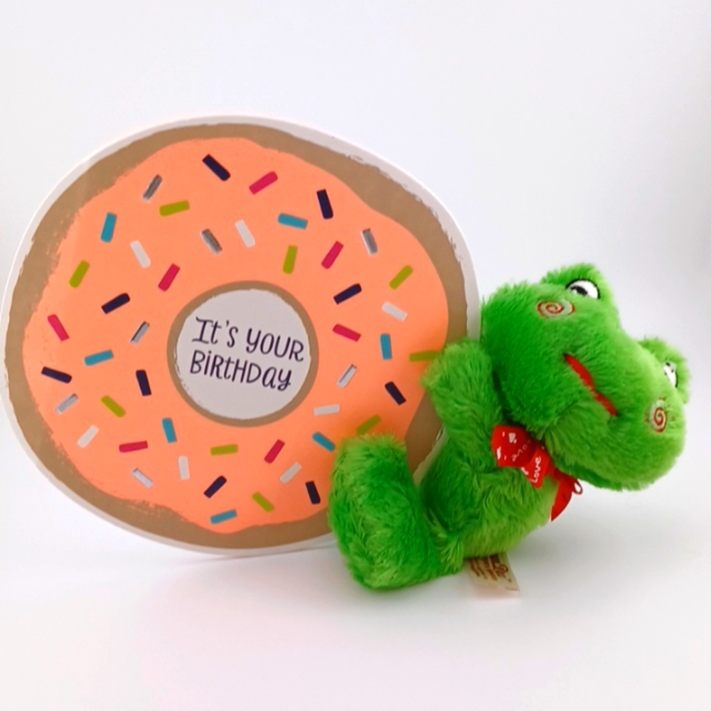 Card holder,plush toy,frog.
